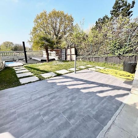 Appartement Elegant - 12Min Cdg ดัมมาแตงอองโกล ภายนอก รูปภาพ